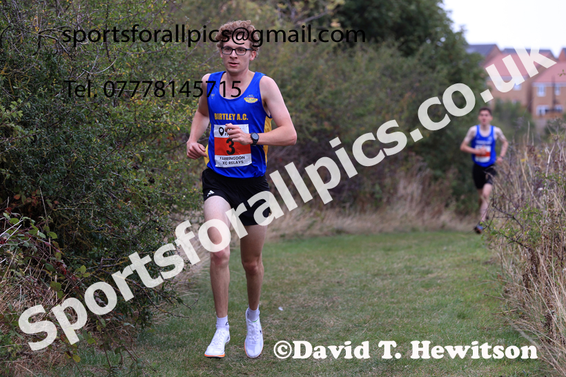 Senior Mens Relay, 2025 Farringdon Cross Country Relays, Sunderland. Photo: David T. Hewitson/Sports for All Pics